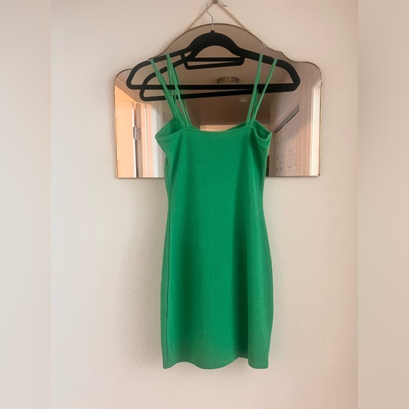Green Tinkerbell Dress - Picture 2 of 2